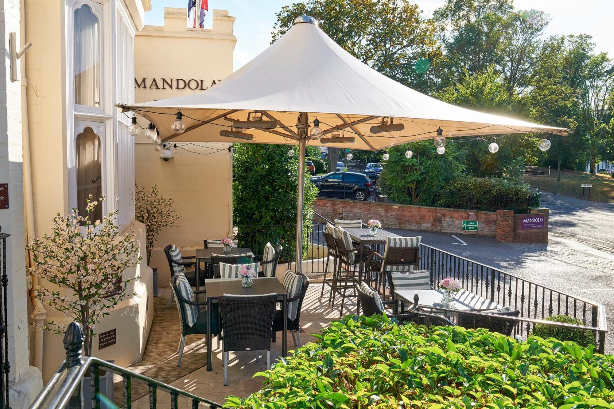 Mandolay Hotel Guildford Exterior foto